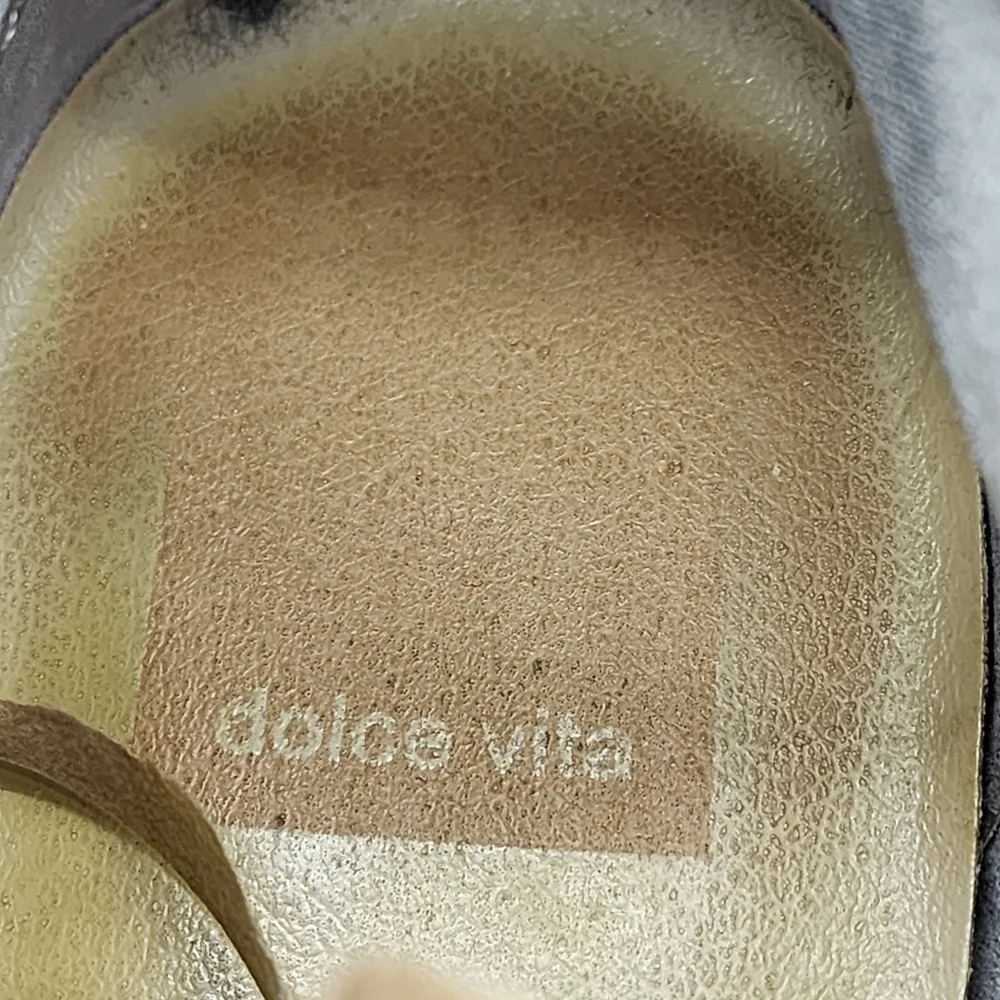 Dolce Vita Women's Sutton Soft Suede Side Zipper Ankle Bootie